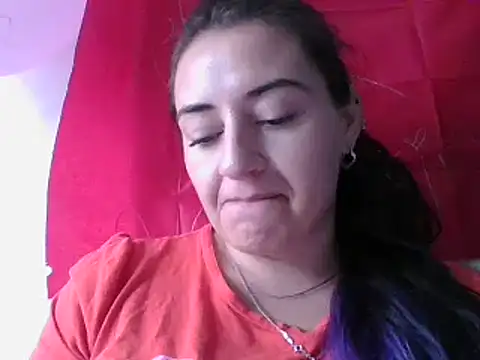 Snapshot of _karlie_kloss_ chatting on 02.25.25 karlie kloss online show from 02.25.25