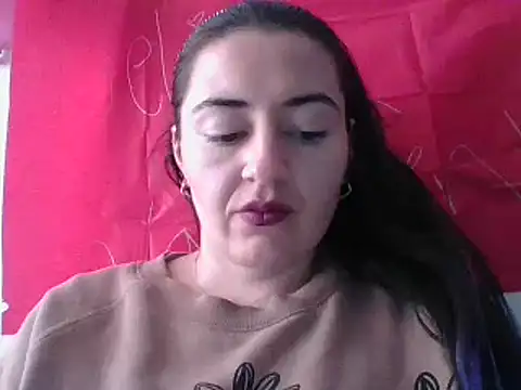 Snapshot of _karlie_kloss_ chatting on 02.28.25 karlie kloss online show from 02.28.25