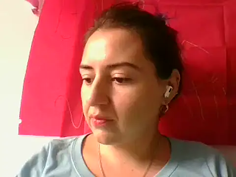 Snapshot of _karlie_kloss_ chatting on 03.10.25 karlie kloss online show from 03.10.25