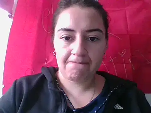 Snapshot of _karlie_kloss_ chatting on 03.11.25 karlie kloss online show from 03.11.25