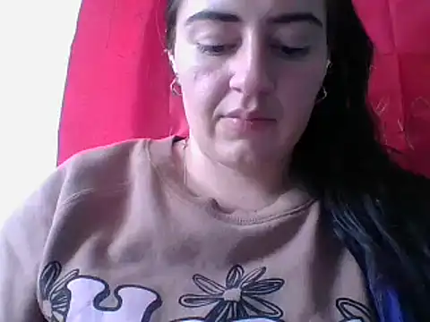 Snapshot of _karlie_kloss_ chatting on 03.20.25 karlie kloss online show from 03.20.25