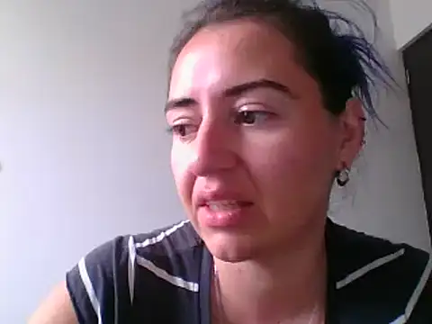 Snapshot of _karlie_kloss_ chatting on 03.16.26 karlie kloss online show from 03.16.26