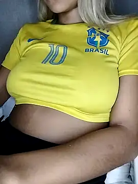 fofinhaa12 online show from 03.12.25