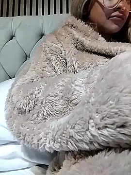 fofinhaa12 online show from 11.07.25