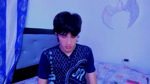 Snapshot of Johhan__Lee chatting on 12.29.24 Johhan Lee online show from 12.29.24