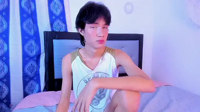 Snapshot of Johhan__Lee chatting on 01.09.25 Johhan Lee online show from 01.09.25