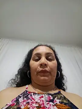 MirandaSoto online show from 11.26.25