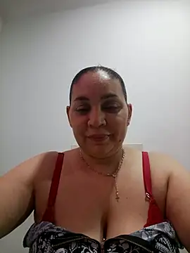 MirandaSoto online show from 05.06.26