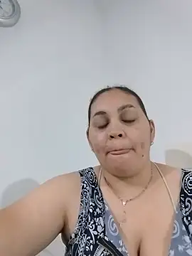 MirandaSoto online show from 08.04.26