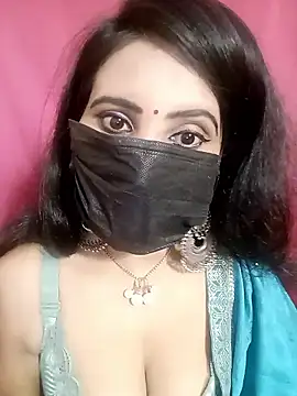 Snapshot of Stripy_Doll chatting on 02.07.26 Stripy Doll online show from 02.07.26