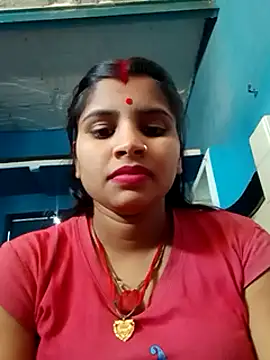Snapshot of Nisha_Cute chatting on 02.14.25 Nisha Cute online show from 02.14.25