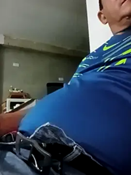 Snapshot of luchoarr chatting on 11.25.25 luchoarr online show from 11.25.25