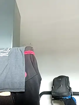 Snapshot of luchoarr chatting on 12.20.25 luchoarr online show from 12.20.25