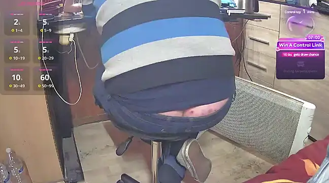 Snapshot of misteryman1956 chatting on 03.06.25 misteryman1956 online show from 03.06.25