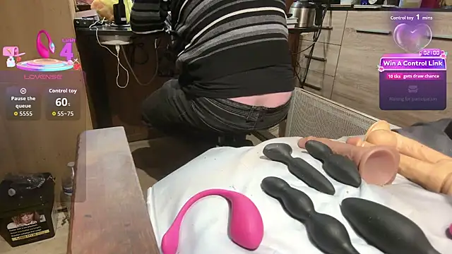 misteryman1956 online show from 02.05.26