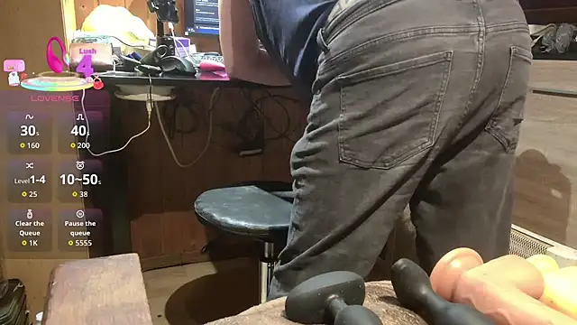 misteryman1956 online show from 06.14.26