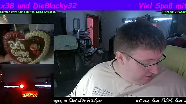 Snapshot of der_alex38 chatting on 09.27.25 der alex38 online show from 09.27.25