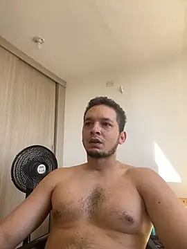 Snapshot of LabronsAd chatting on 12.11.24 LabronsAd online show from 12.11.24