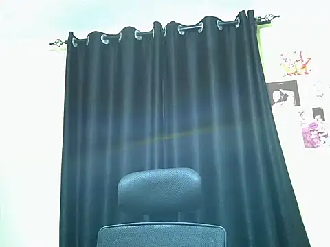 Horny-slut  online show from 04.22.26