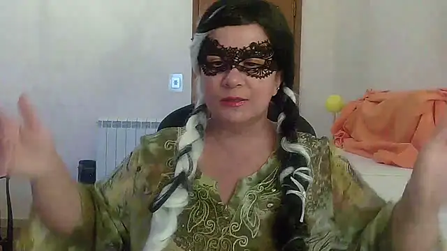 Snapshot of Ninalapiccolina chatting on 11.14.25 Ninalapiccolina online show from 11.14.25