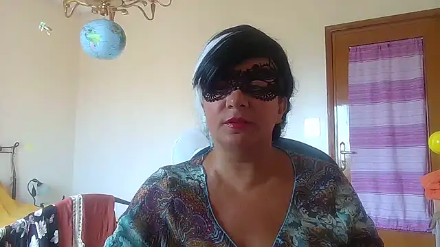 Ninalapiccolina online show from 06.23.26