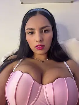 Maddy Rouse  online show from 03.09.25