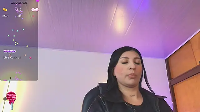 Snapshot of _gaby2 chatting on 05.22.26 gaby2 online show from 05.22.26