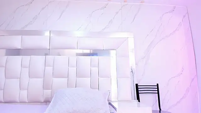 Snapshot of BritneyCollins chatting on 11.20.25 BritneyCollins online show from 11.20.25