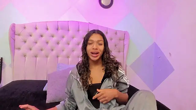 Snapshot of BritneyCollins chatting on 02.03.26 BritneyCollins online show from 02.03.26