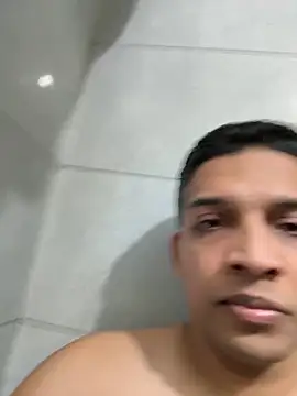 Snapshot of a4ashes chatting on 10.12.25 a4ashes online show from 10.12.25