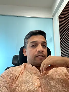 Snapshot of a4ashes chatting on 10.17.25 a4ashes online show from 10.17.25