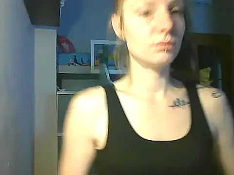 Snapshot of Feli_blue chatting on 12.10.24 Feli blue online show from 12.10.24