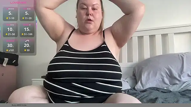 Snapshot of Busty-BBW-Emilie chatting on 09.18.25 Busty-BBW-Emilie online show from 09.18.25