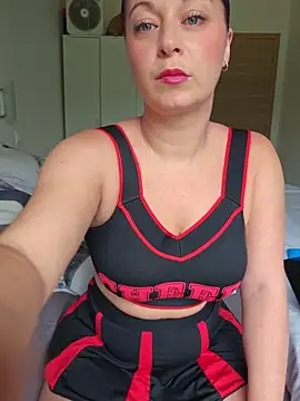 Chaudesquirt online show from 05.03.26