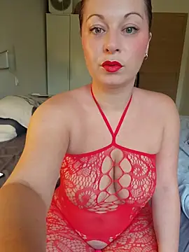Chaudesquirt online show from 05.04.26