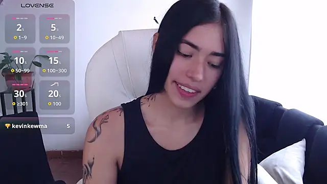 Snapshot of LESLIEBLACK_ chatting on 08.05.26 LESLIEBLACK online show from 08.05.26