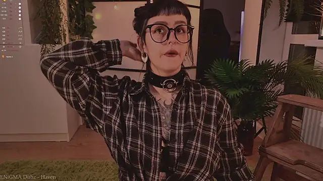 MichaellaMoon online show from 11.15.25