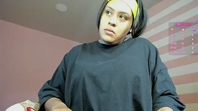 Snapshot of Loveequinn chatting on 12.20.24 Loveequinn online show from 12.20.24