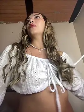 Iris lee online show from 03.13.25