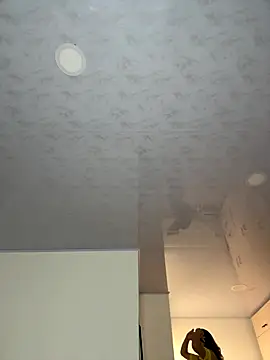 Iris lee online show from 10.29.25