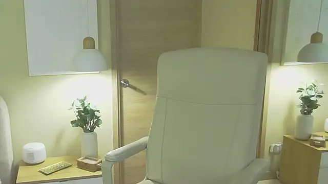 Alessia-miller  online show from 03.04.26