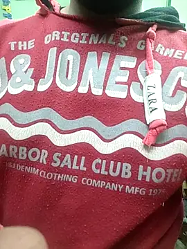 Snapshot of ShelfyOfferer chatting on 03.08.25 ShelfyOfferer online show from 03.08.25