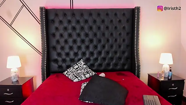 Snapshot of Iris_Thompson_ chatting on 03.18.25 Iris Thompson online show from 03.18.25