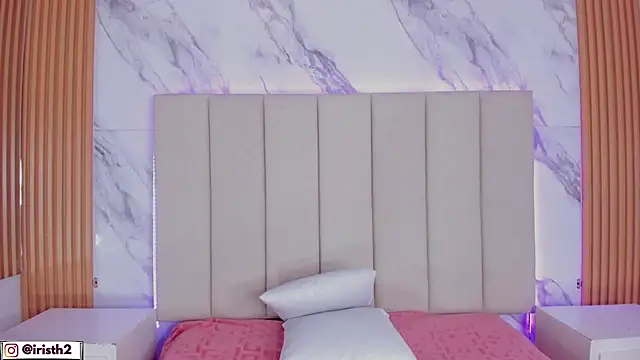 Snapshot of Iris_Thompson_ chatting on 12.15.25 Iris Thompson online show from 12.15.25