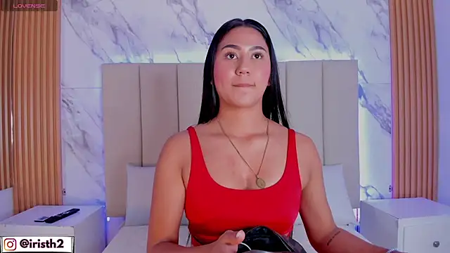 Snapshot of Iris_Thompson_ chatting on 02.12.26 Iris Thompson online show from 02.12.26