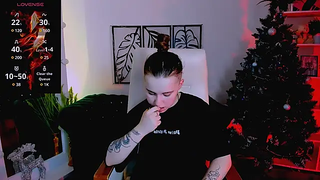 Dolly  Queen  online show from 01.14.25