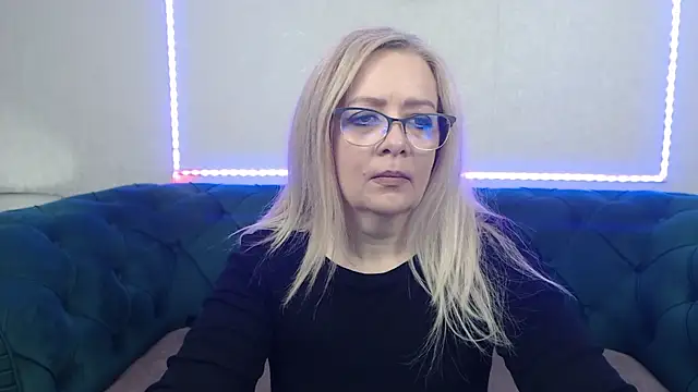 Snapshot of IvanaCharm chatting on 05.08.26 IvanaCharm online show from 05.08.26