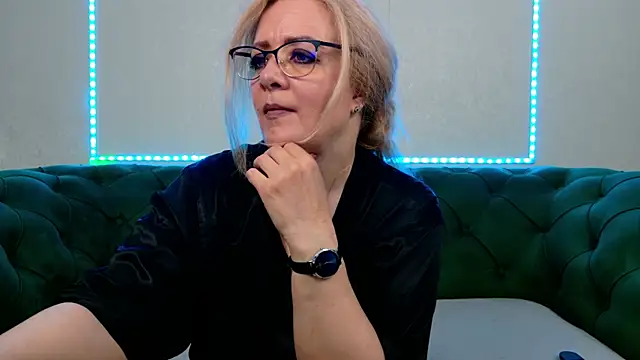IvanaCharm online show from 07.19.26