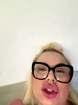 luna 14 online show from 11.08.25