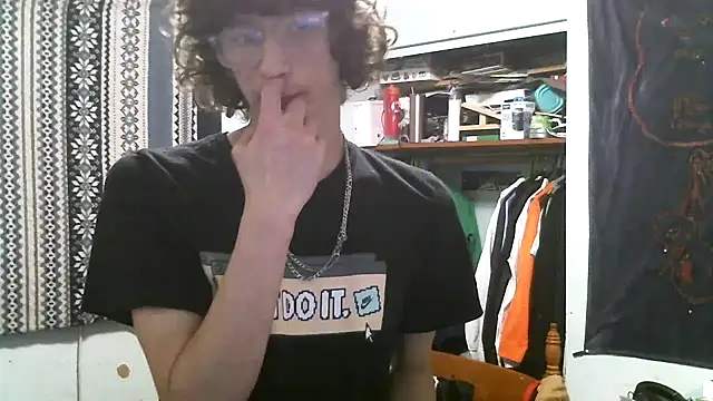 Batman333444 online show from 03.18.25